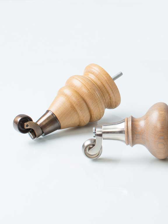 Wooden Furniture Legs with Castors for Upholstery Sofas and